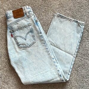 Levi's Ribcage Straight Ankle Jeans in Light Blue